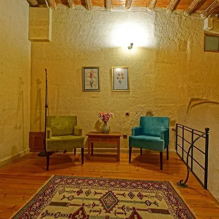 Sira Kapadokya Uchisar